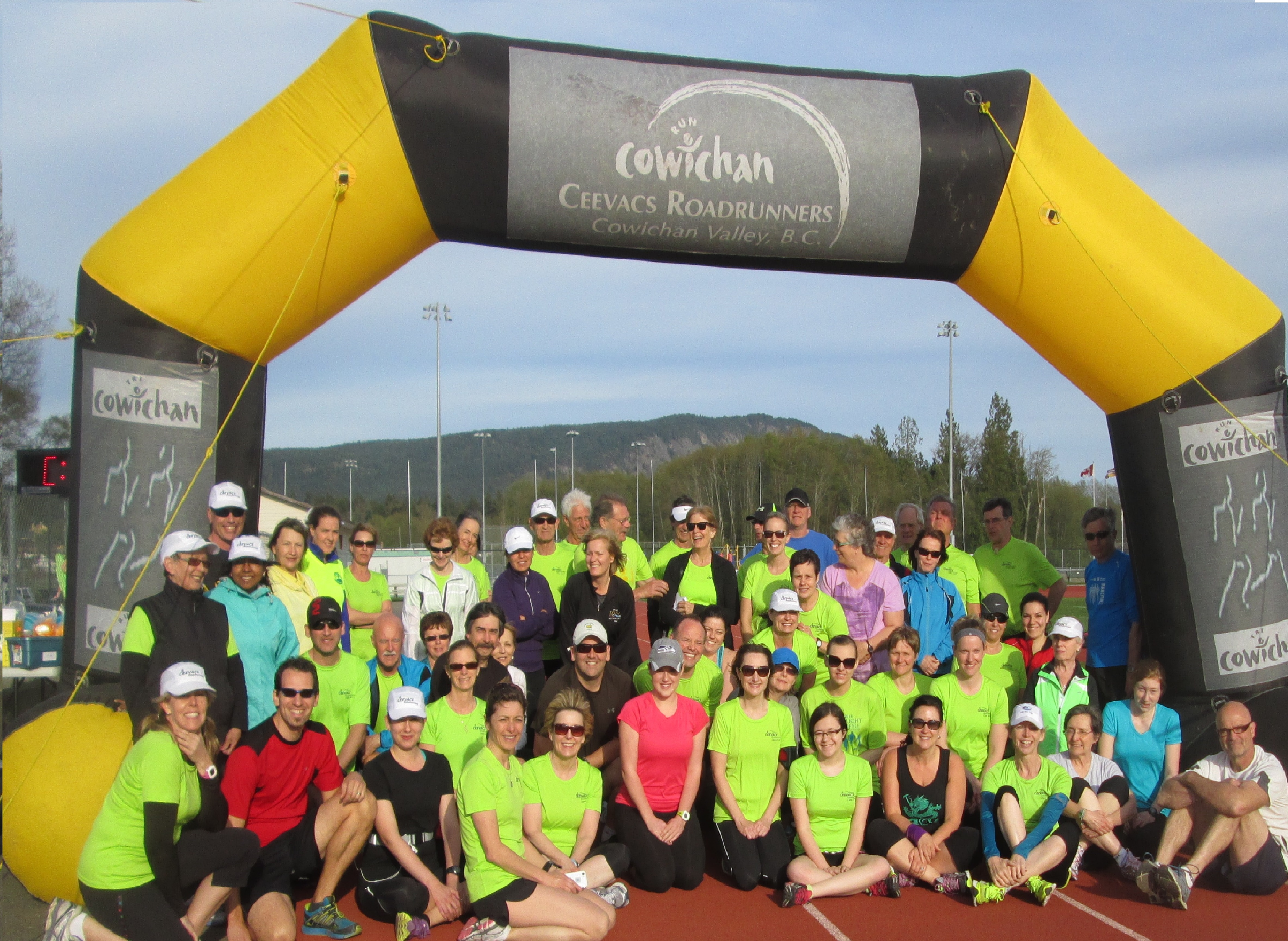 Ceevacs Roadrunners Club running and triathlon club Vancouver IslandCeevacs Roadrunners Club